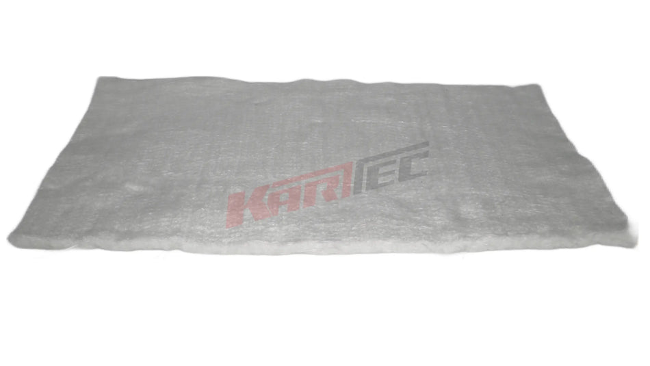 Weiße rechteckige fleece-decke passend zur auspuffmatte rotax 48cm x 27cm für komfort und schutz